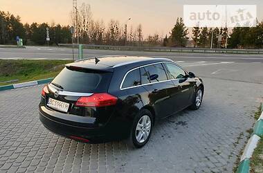 Универсал Opel Insignia 2011 в Бродах