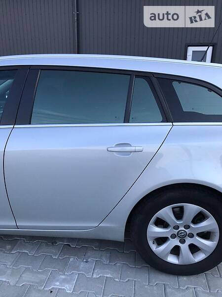 Універсал Opel Insignia 2014 в Стрию