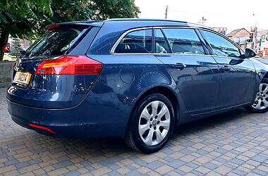 Універсал Opel Insignia 2010 в 