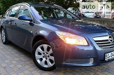 Універсал Opel Insignia 2010 в 