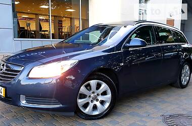 Універсал Opel Insignia 2010 в 