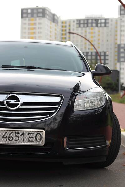 Універсал Opel Insignia 2009 в Києві