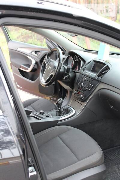 Універсал Opel Insignia 2009 в Києві
