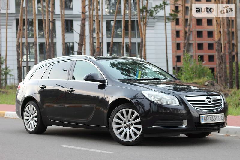 Універсал Opel Insignia 2009 в Києві