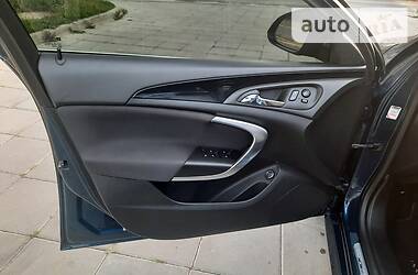 Универсал Opel Insignia 2014 в 