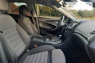 Универсал Opel Insignia 2014 в 