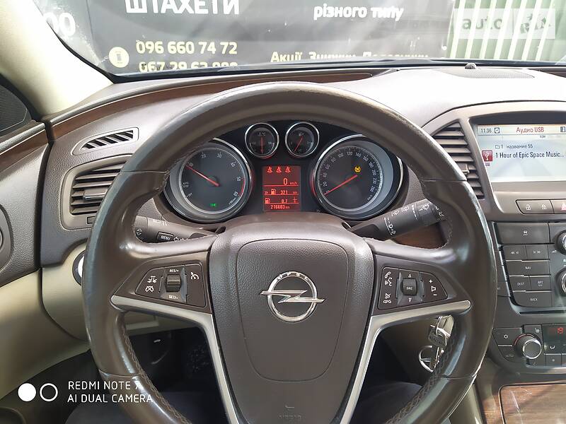 Хэтчбек Opel Insignia 2012 в Золочеве фото 18 Хэтчбек Opel Insignia 2012 в Золочеве
