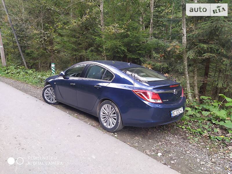 Хэтчбек Opel Insignia 2012 в Золочеве фото 16 Хэтчбек Opel Insignia 2012 в Золочеве