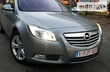 Универсал Opel Insignia 2011 в Ровно