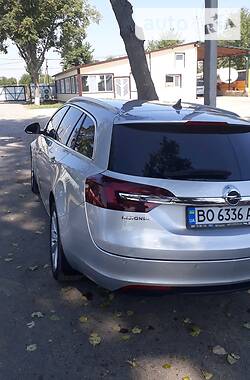 Универсал Opel Insignia 2015 в Залещиках