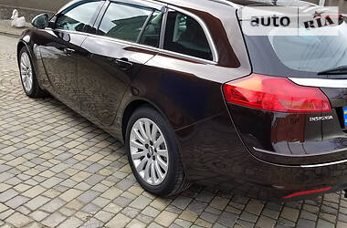 Универсал Opel Insignia 2012 в Черновцах