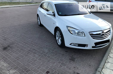 Универсал Opel Insignia 2012 в Черкассах