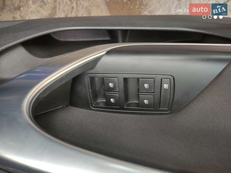 Хетчбек Opel Insignia 2015 в Бердичеві фото 29 Хетчбек Opel Insignia 2015 в Бердичеві