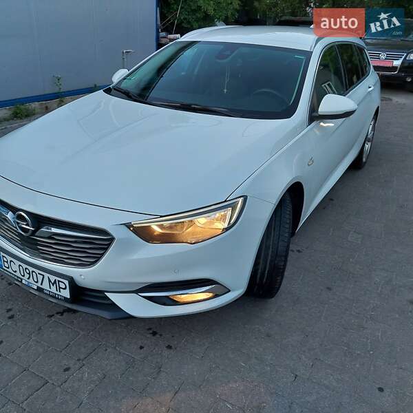 Универсал Opel Insignia 2017 в Львове