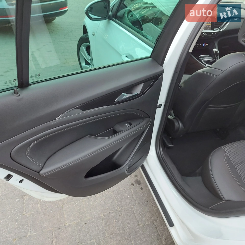 2017 Opel Insignia - мініатюра 22
