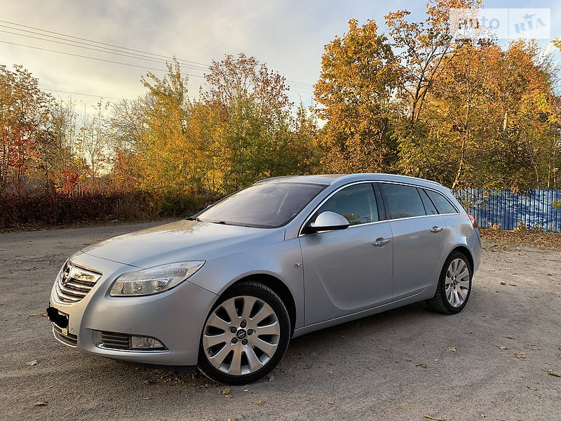 Универсал Opel Insignia 2013 в Тульчине