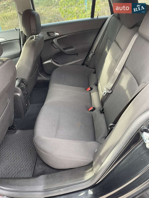 Универсал Opel Insignia 2012 в Тетиеве