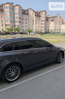 Універсал Opel Insignia 2010 в Києві