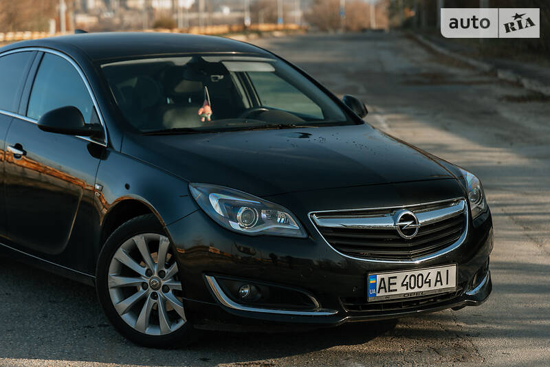 Ліфтбек Opel Insignia 2016 в Дніпрі