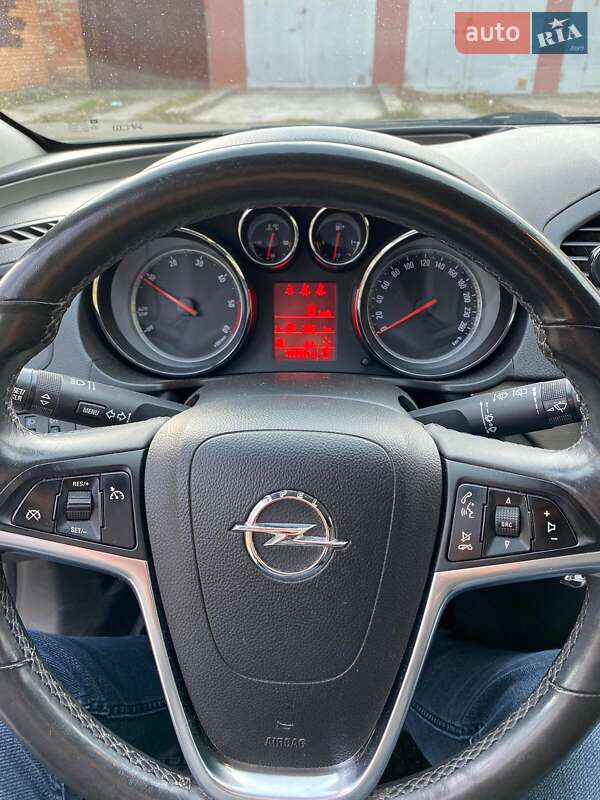 Універсал Opel Insignia 2013 в Хмельницькому