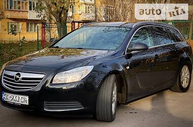 Универсал Opel Insignia 2013 в Хмельницком