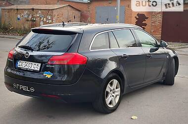 Універсал Opel Insignia 2013 в Хмельницькому