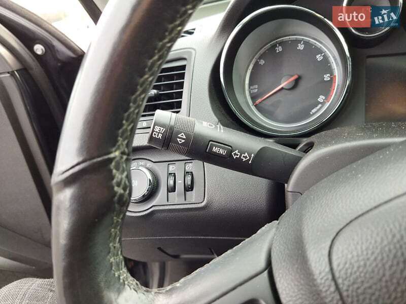 Універсал Opel Insignia 2013 в Хмельницькому