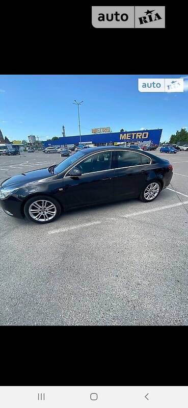 Седан Opel Insignia 2011 в Києві