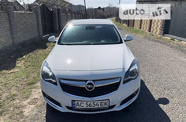 Унiверсал Opel Insignia 2015 в Луцьку