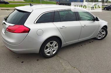 Універсал Opel Insignia 2011 в Львові