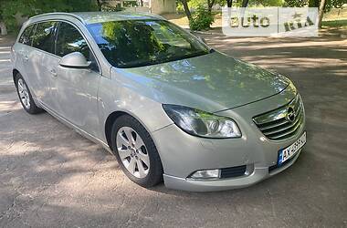 Универсал Opel Insignia 2010 в Днепре