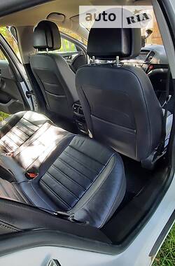 Универсал Opel Insignia 2011 в 