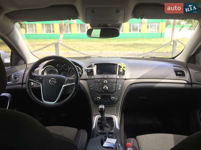 Универсал Opel Insignia 2011 в Луцке