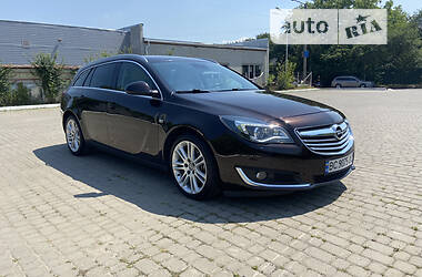 Універсал Opel Insignia 2014 в Івано-Франківську