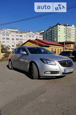 Универсал Opel Insignia 2013 в Ивано-Франковске