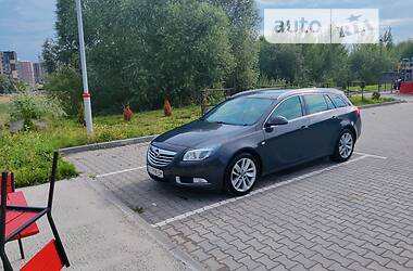 Універсал Opel Insignia 2013 в Хмельницькому