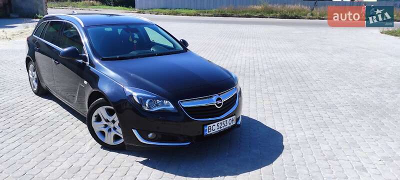 Універсал Opel Insignia 2016 в Дрогобичі