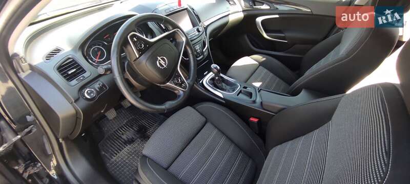 Універсал Opel Insignia 2016 в Дрогобичі