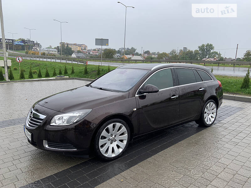 Opel Insignia 2011