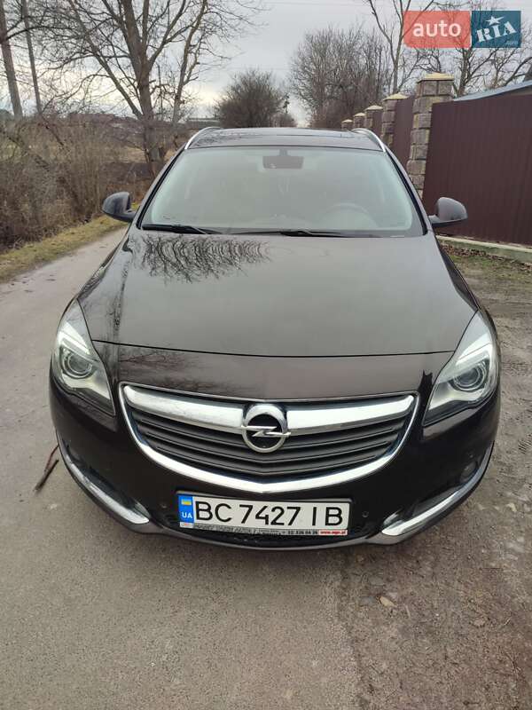 Opel Insignia 2015