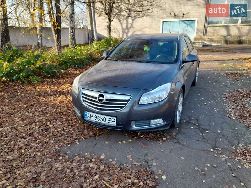 Opel Insignia 2011