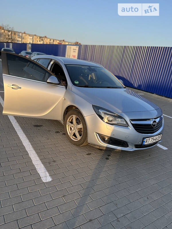 Універсал Opel Insignia 2016 в Калуші