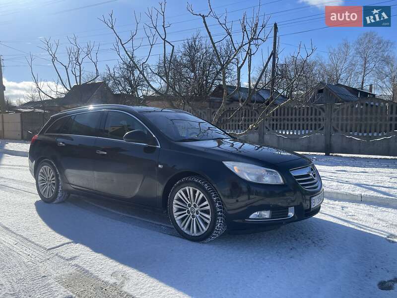 Універсал Opel Insignia 2012 в Пирятині
