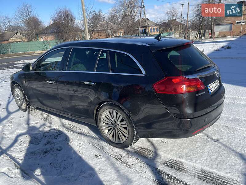 Універсал Opel Insignia 2012 в Пирятині
