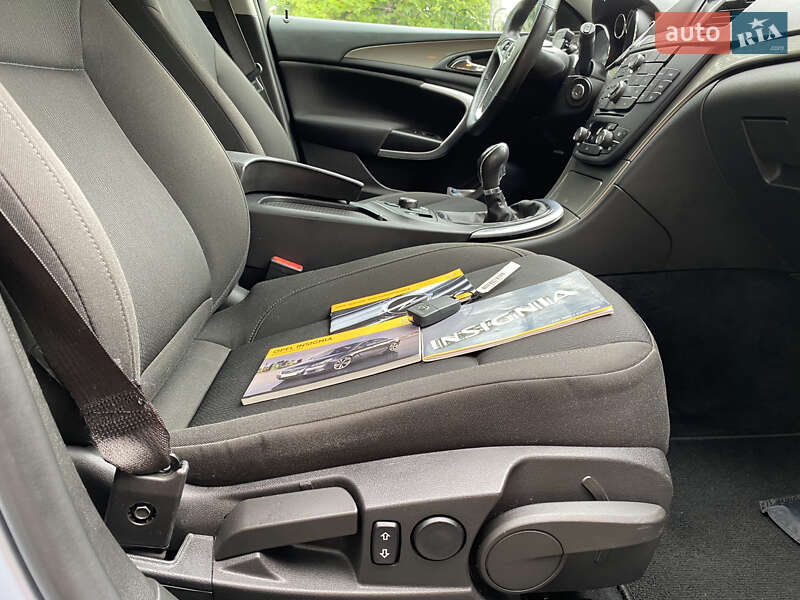 Универсал Opel Insignia 2013 в Коломые