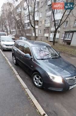 Универсал Opel Insignia 2011 в 