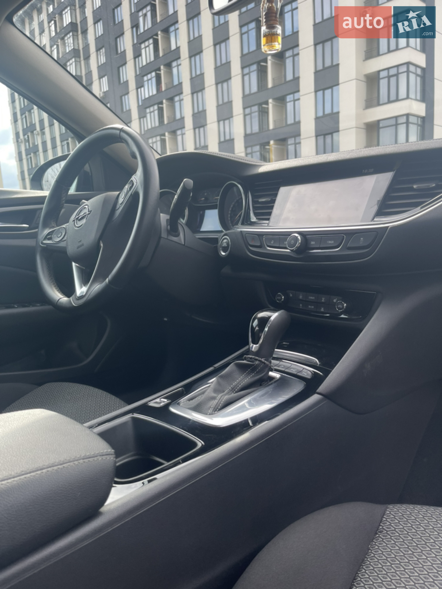 2017 Opel Insignia - мініатюра 26
