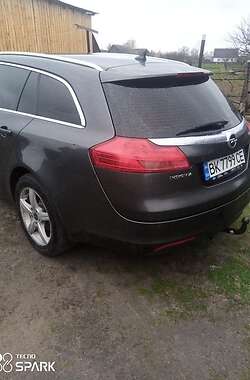 Универсал Opel Insignia 2009 в Рокитном