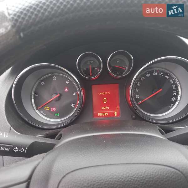 Opel Insignia 2011 Opel Insignia 2011