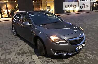 Универсал Opel Insignia 2015 в Ужгороде